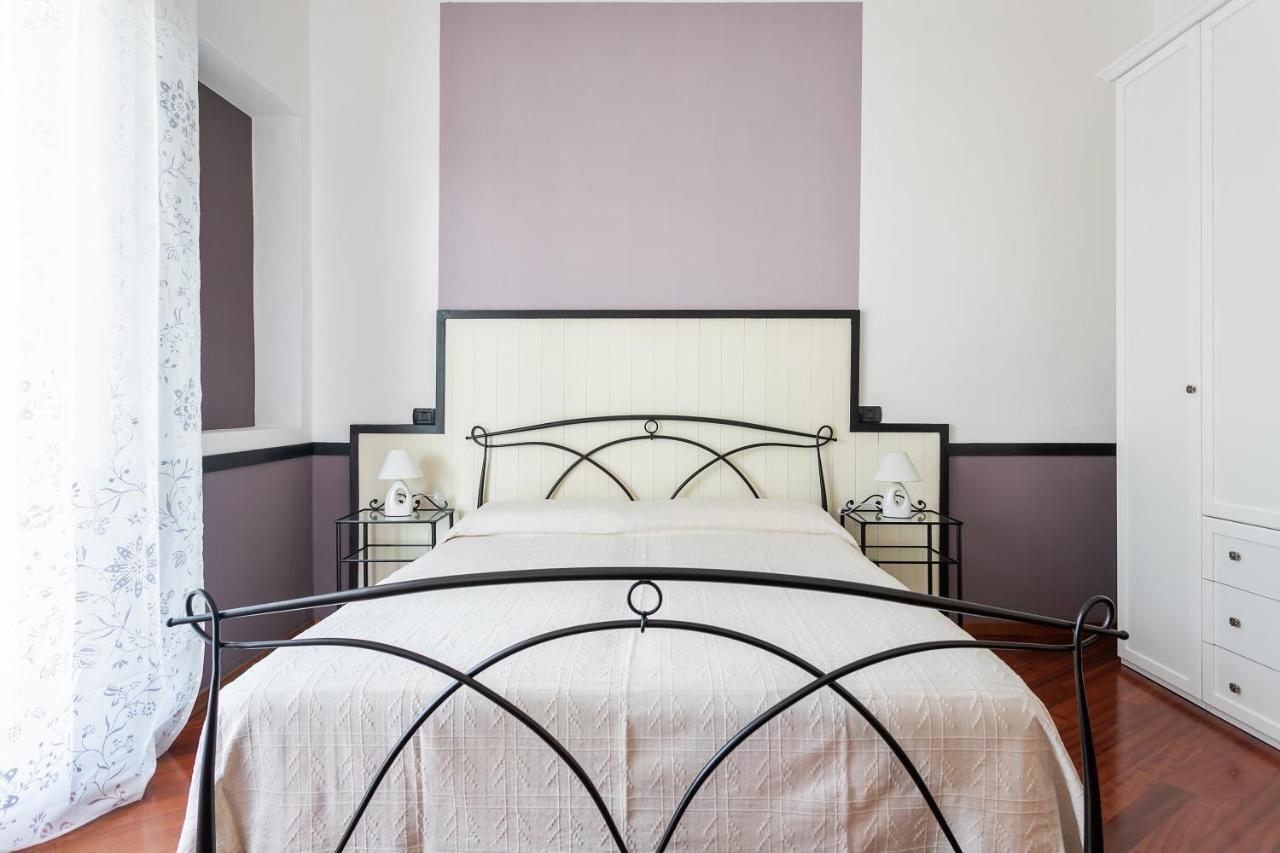 Santa Chiara Apartment By MyhomeinКомо Екстериор снимка